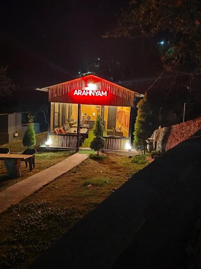 Готель Arayam Bhimtal Bhowali Екстер'єр фото